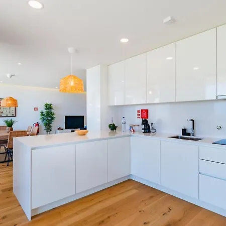 Apartamento Pé N'areia - Com Vista Mar *